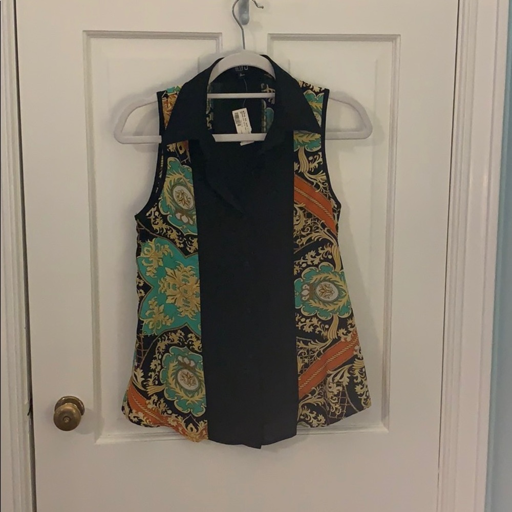 NWT Boutique button up Blouse